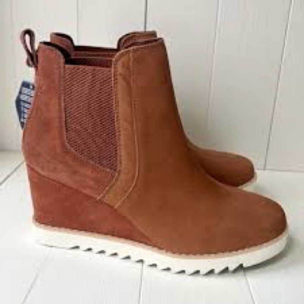 TOMS Women’s Maddie Boot ~ Size 6 - Picture 2 of 4